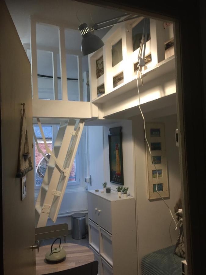 Appartement Petite studette 12 m2 à Ault Extérieur photo